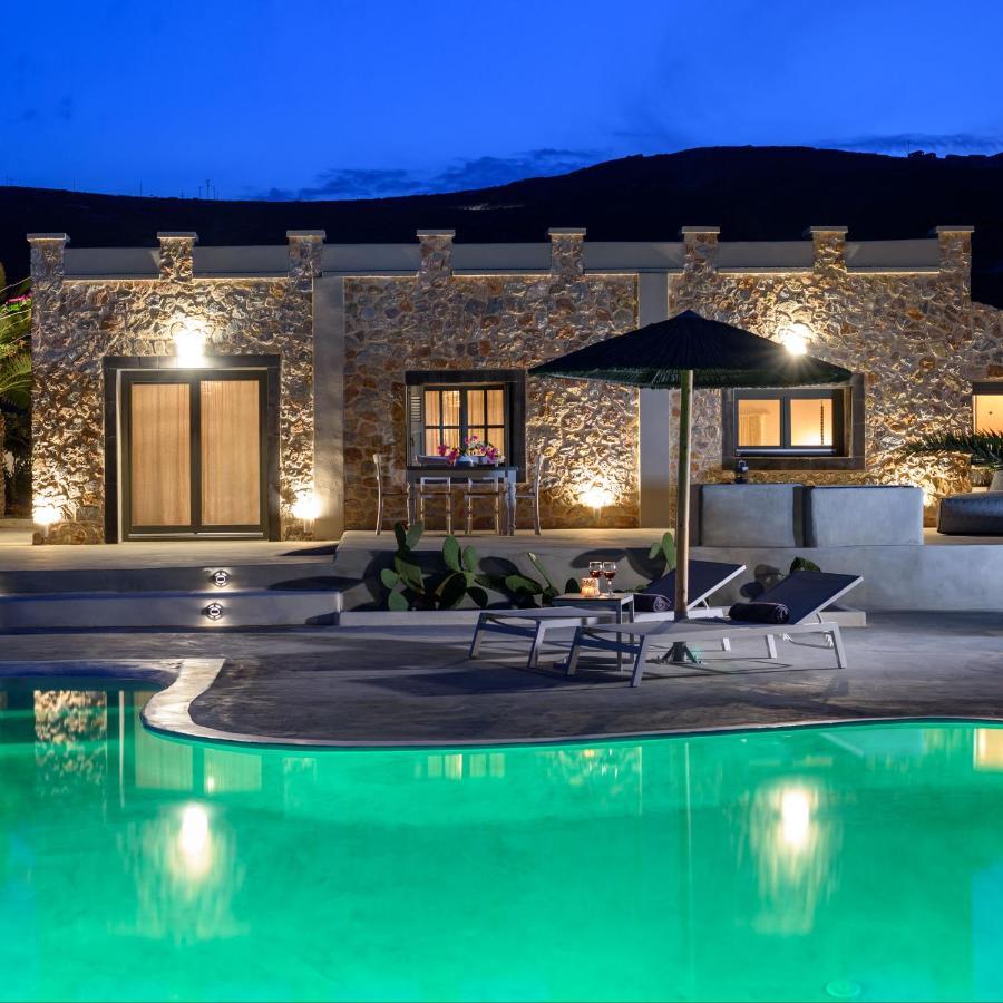 Villa Beltramo Santorini 2 Bedroom Private Pool Villa Foinikiá 外观 照片