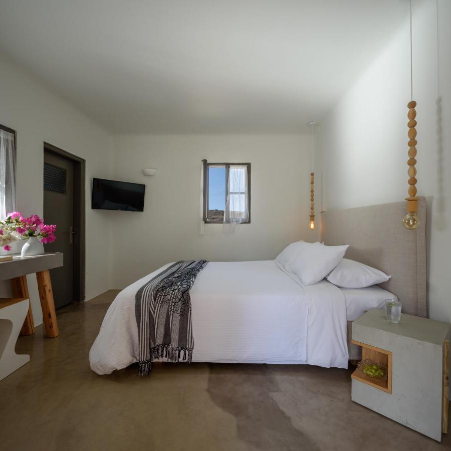 Villa Beltramo Santorini 2 Bedroom Private Pool Villa Foinikiá 外观 照片